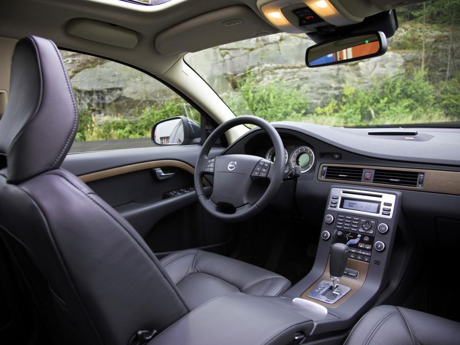  Volvo S80 T6 2008 года  (фото 3 из 7)